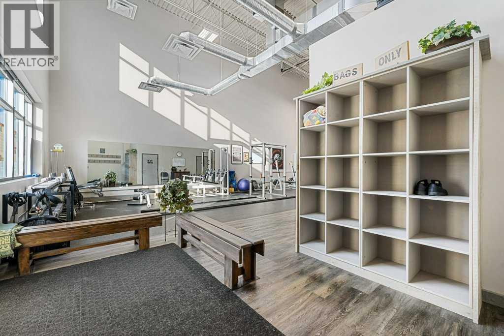 110 Commercial Drive - Photo 17