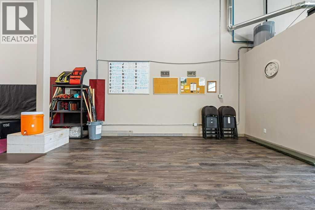 110 Commercial Drive - Photo 21
