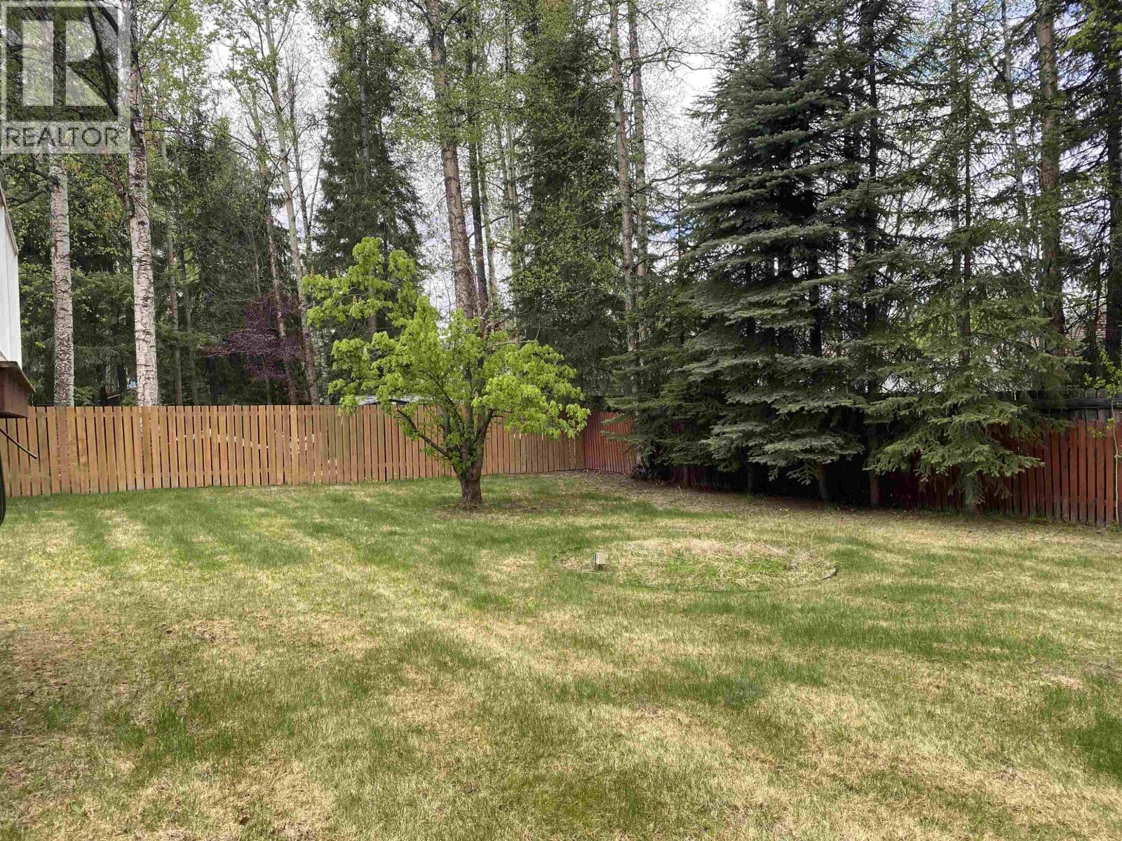 Photo 10 of 13 — 5550 SIMON FRASER AVENUE · Prince George, BC