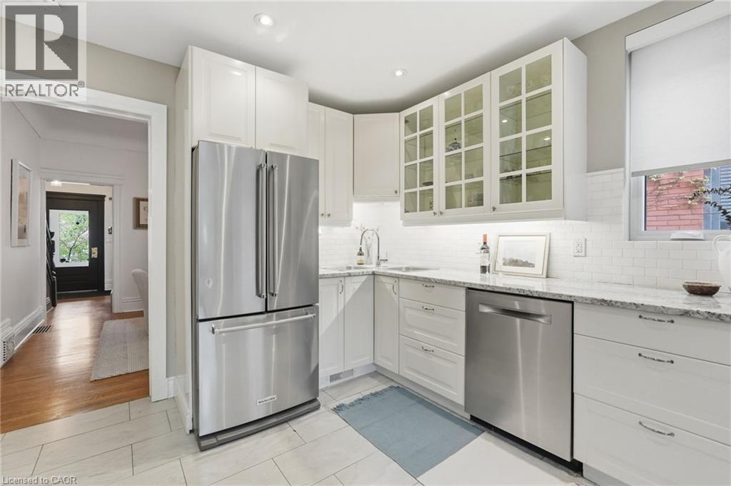 141 MARKLAND Street, Hamilton, Ontario, L8P2K3 — Photo 32