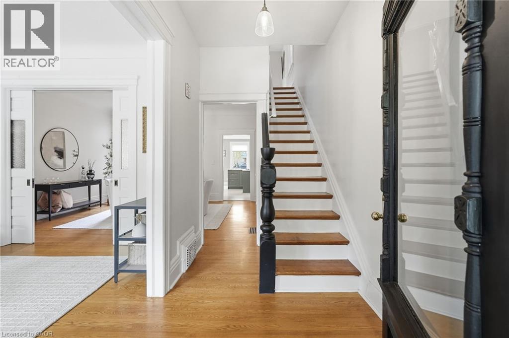 141 MARKLAND Street, Hamilton, Ontario, L8P2K3 — Photo 8