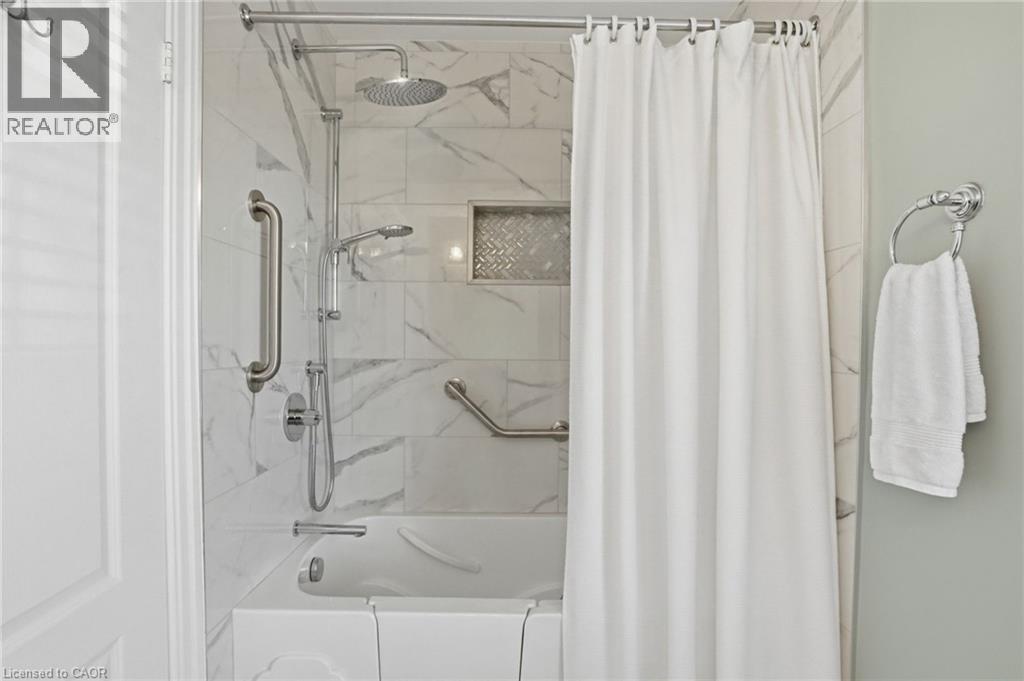 2456 PEBBLESTONE Court, Oakville, Ontario, L6M4C4 — Photo 48