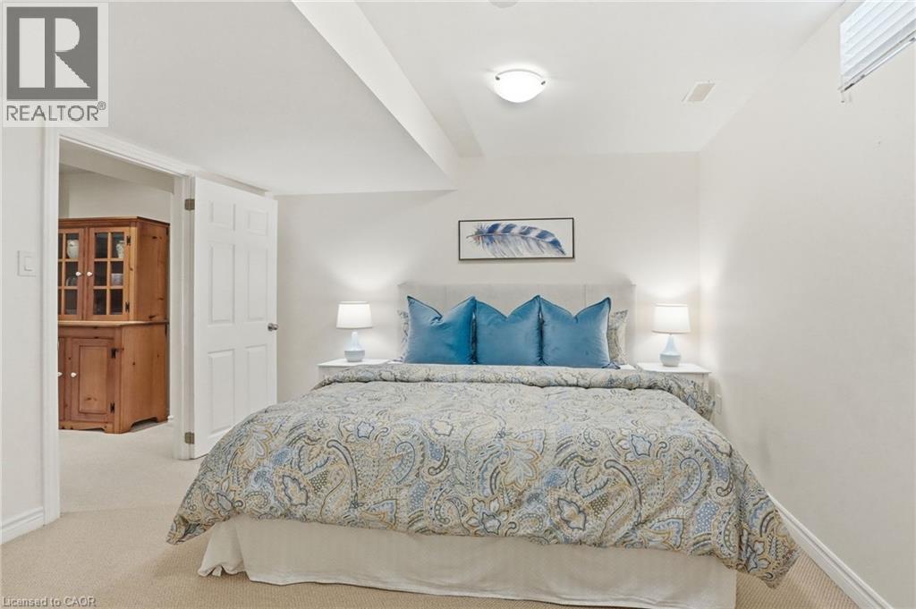 2456 PEBBLESTONE Court, Oakville, Ontario, L6M4C4 — Photo 23