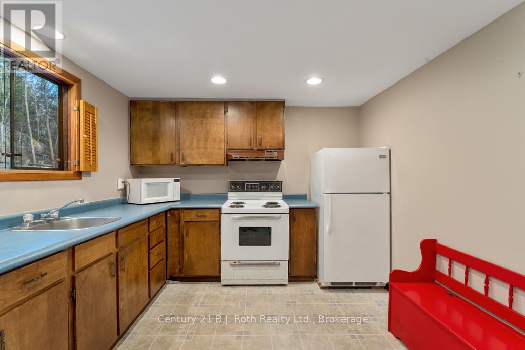 1033 BAYVIEW POINT ROAD - 23