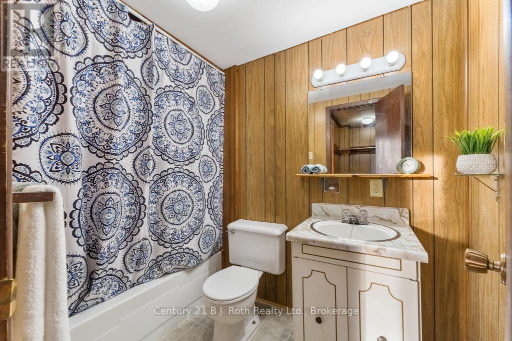 1033 BAYVIEW POINT ROAD - 32