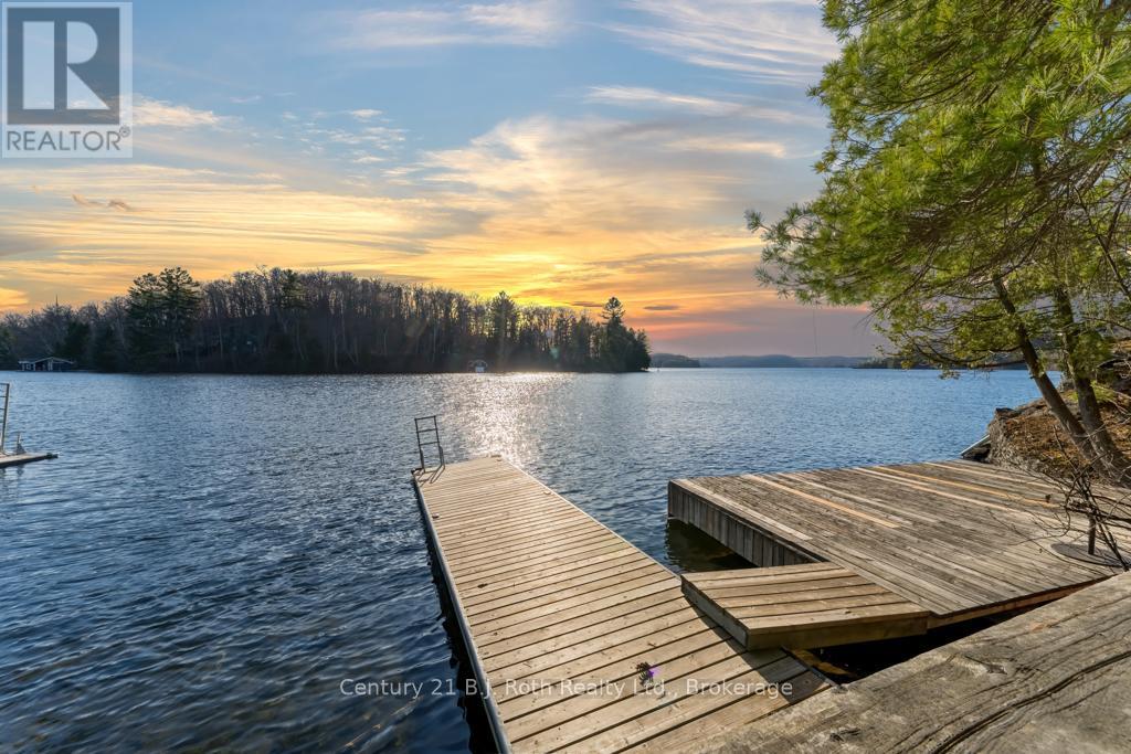 1033 BAYVIEW POINT ROAD - 36