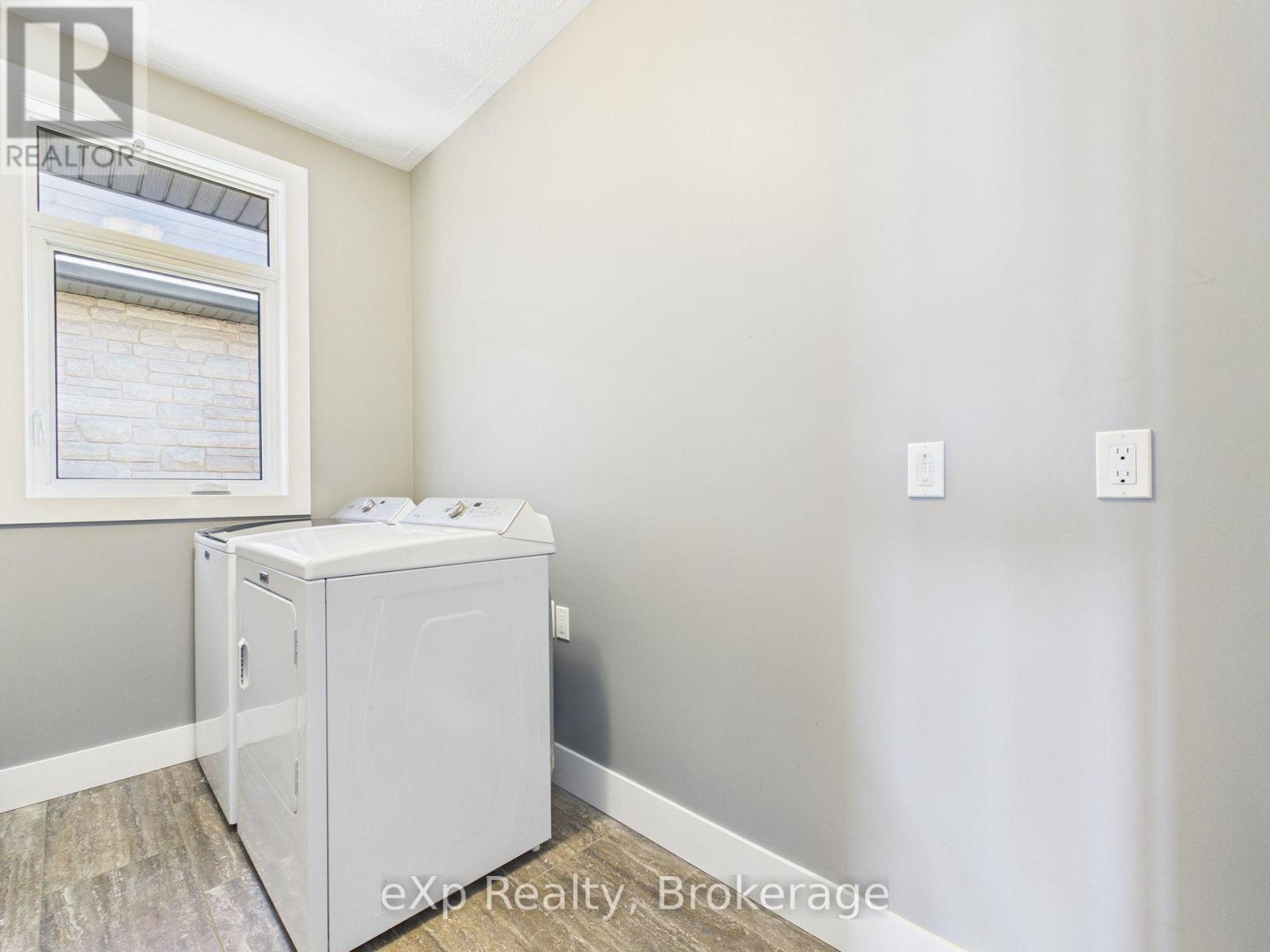 269 SUMMERSIDE PLACE - 16