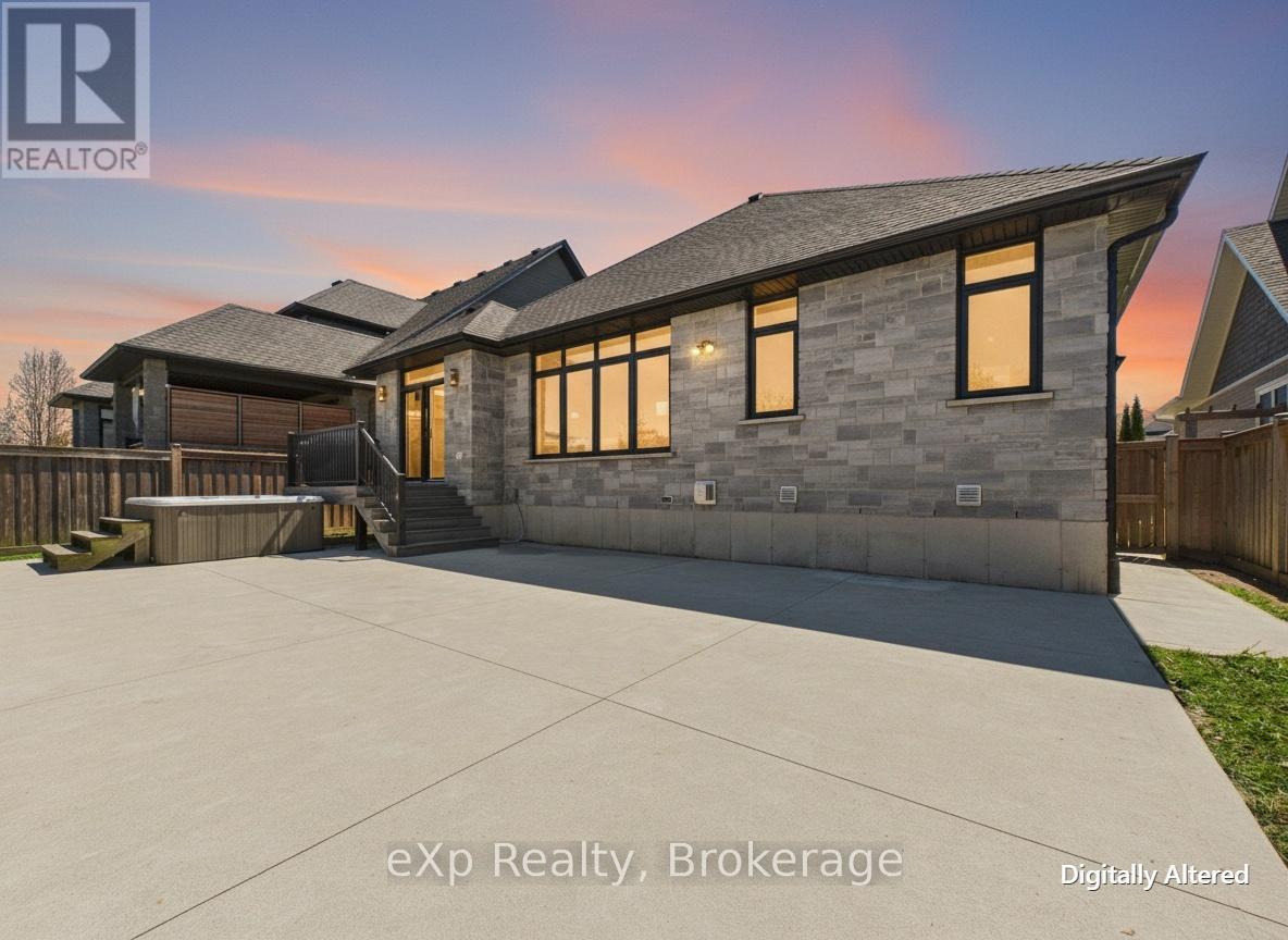 269 SUMMERSIDE PLACE - 25