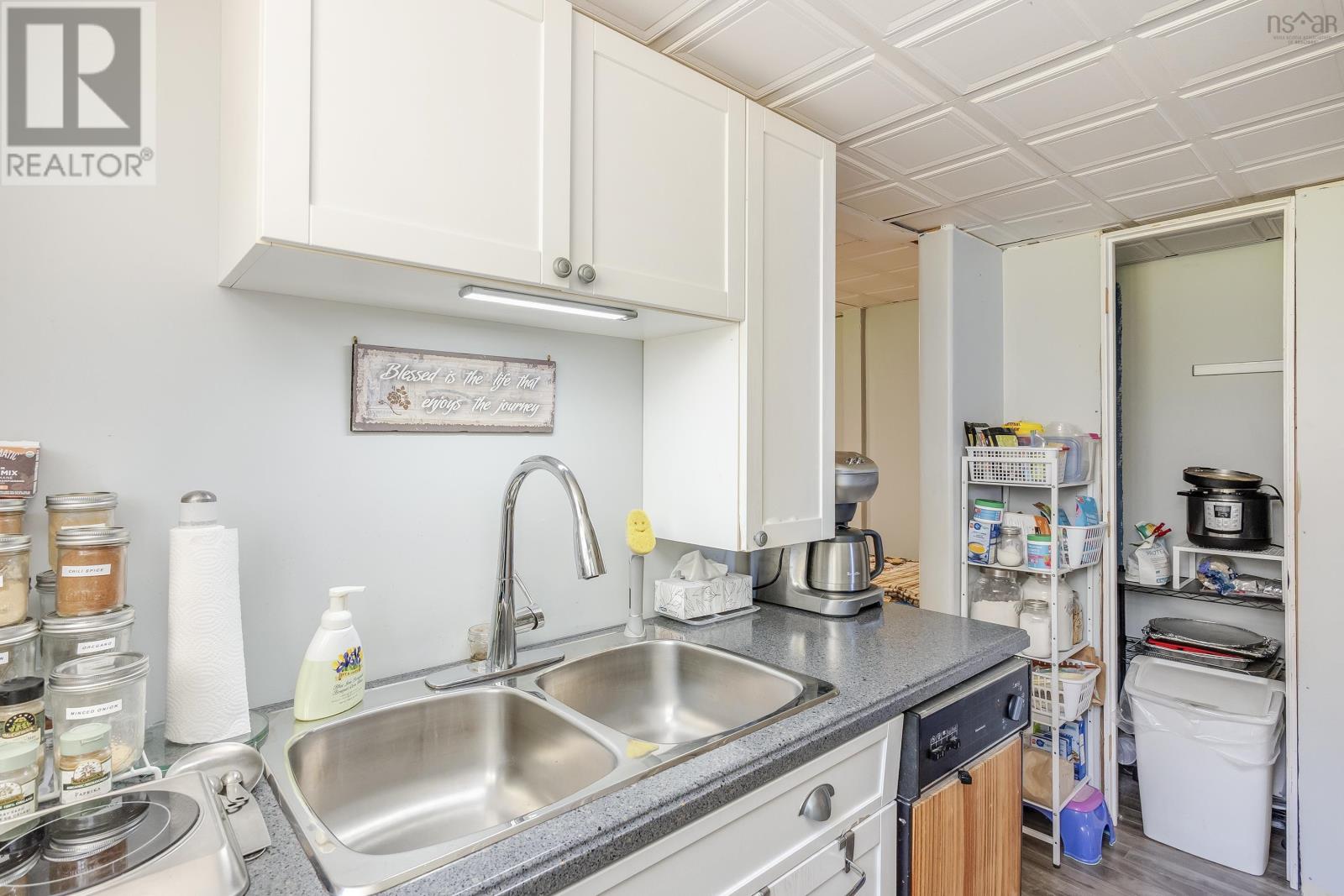 Property 22 of 50 of 212 Marsters Avenue