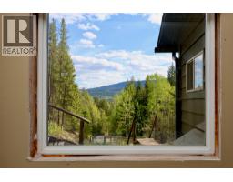 3033 Olive Road, Golden, BC V0A1H0 Photo 12