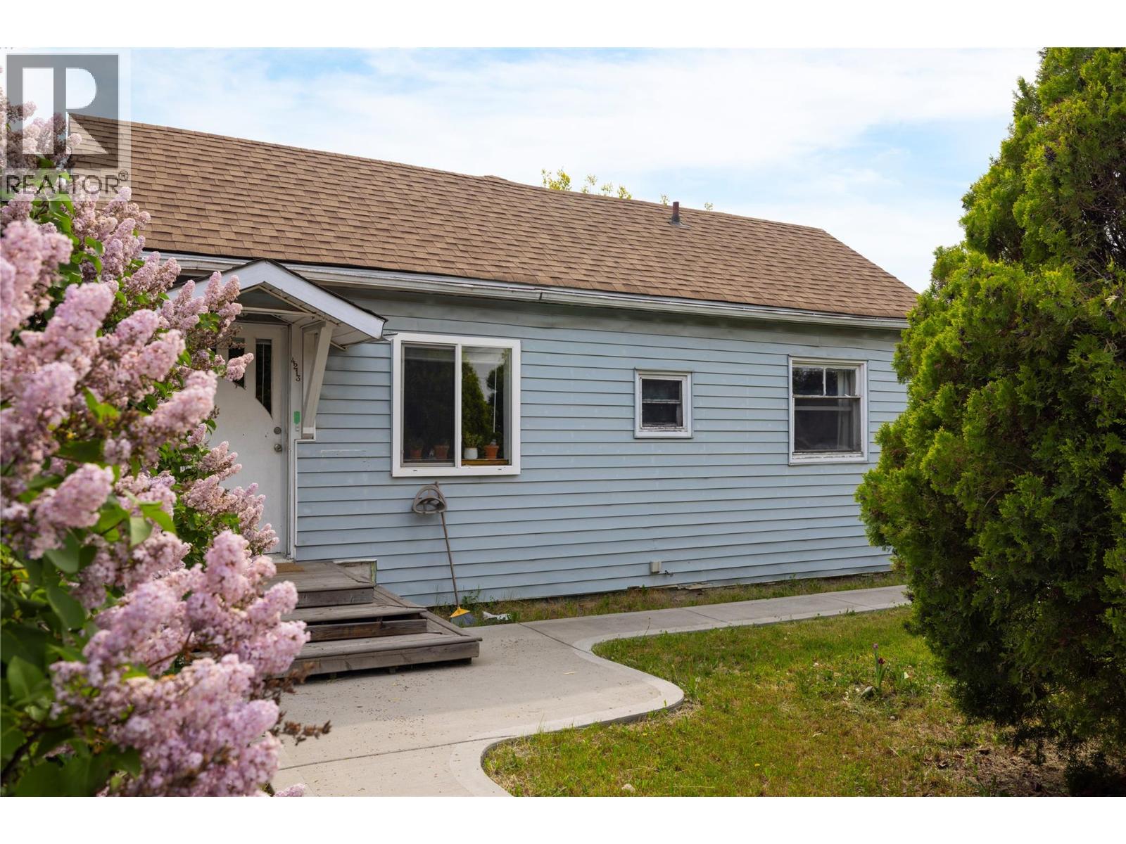 4213 34th Street - 12