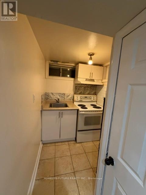 12 ELLENDALE DRIVE - 41