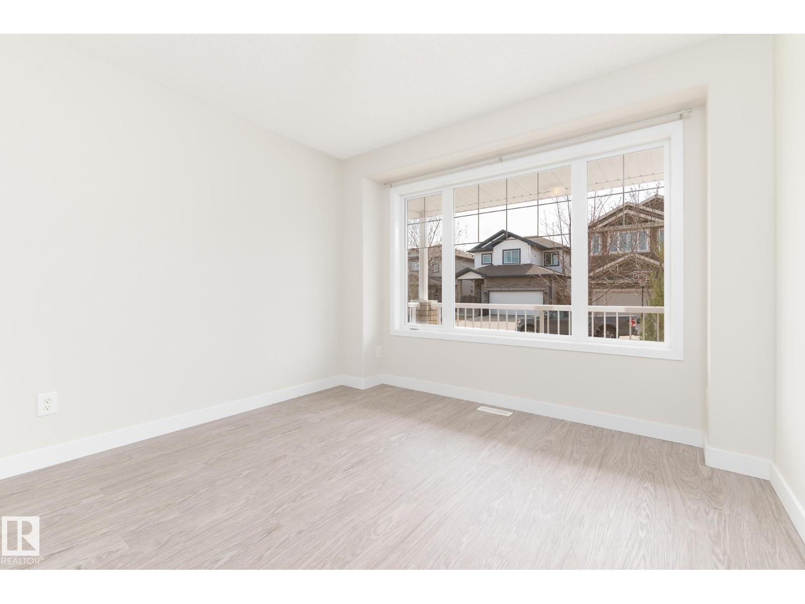 52 VIVIAN WY — photo 11