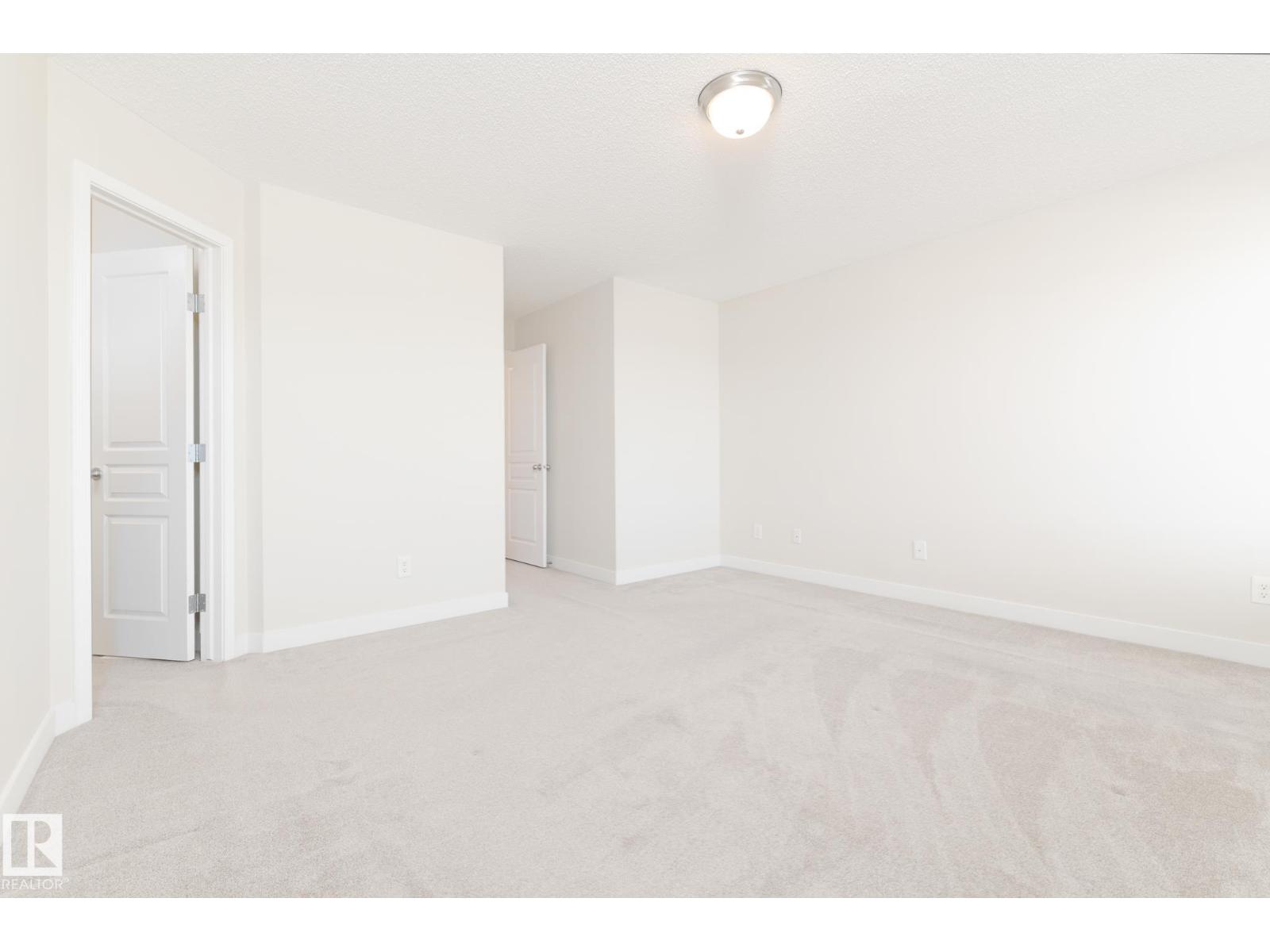 52 VIVIAN WY — photo 18