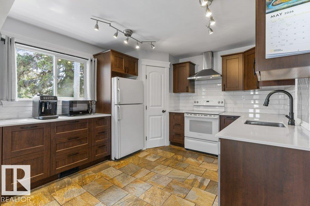 21 MILL DR — photo 9