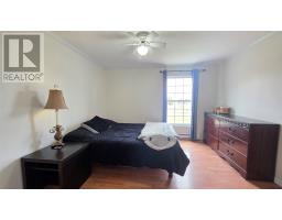 2 Hillview Street thumbnail 26