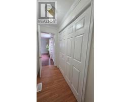 2 Hillview Street thumbnail 33