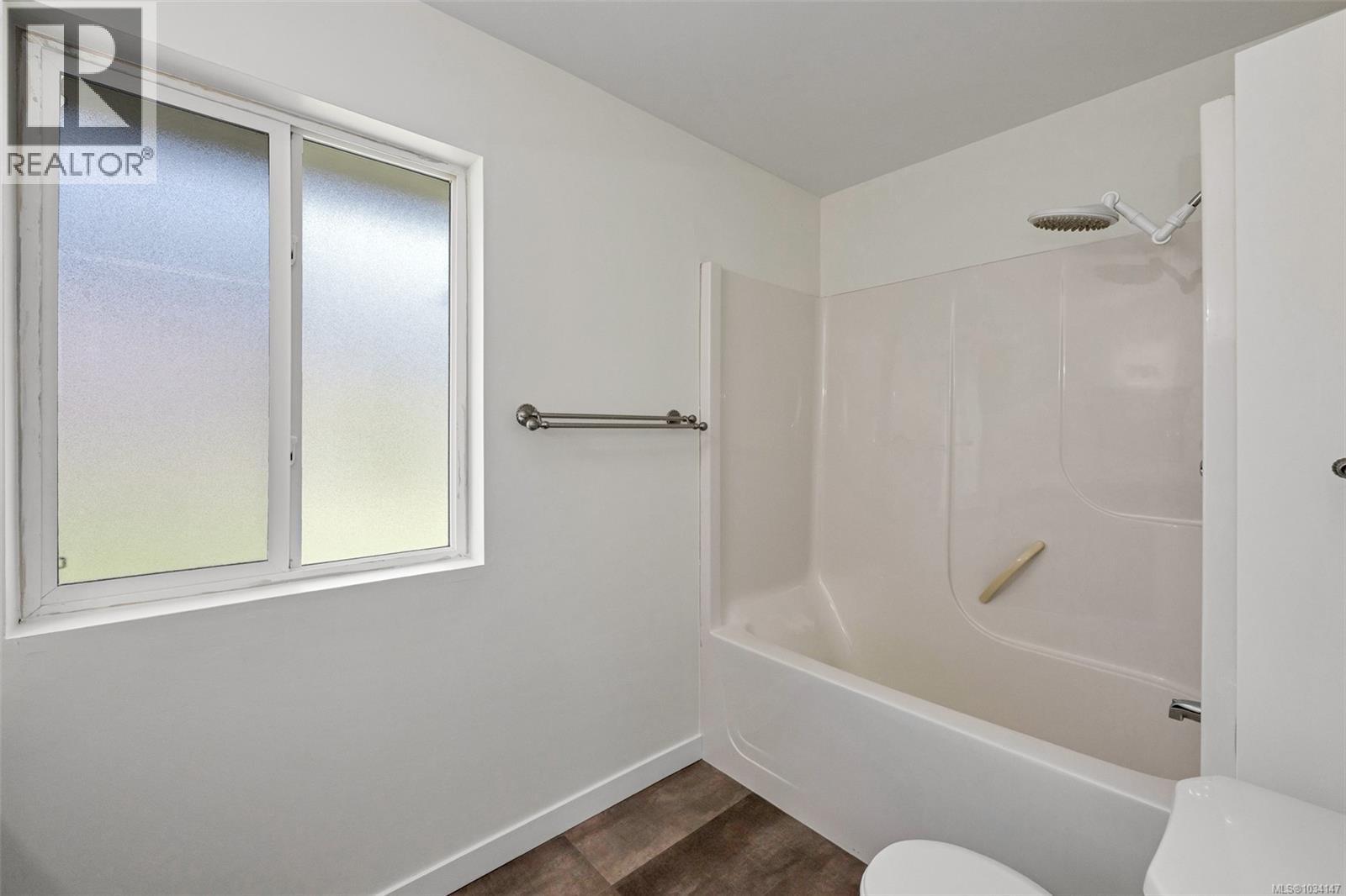 1580 Babine Rd - 11