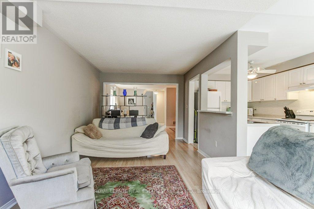 331 RAVINEVIEW WAY - 12