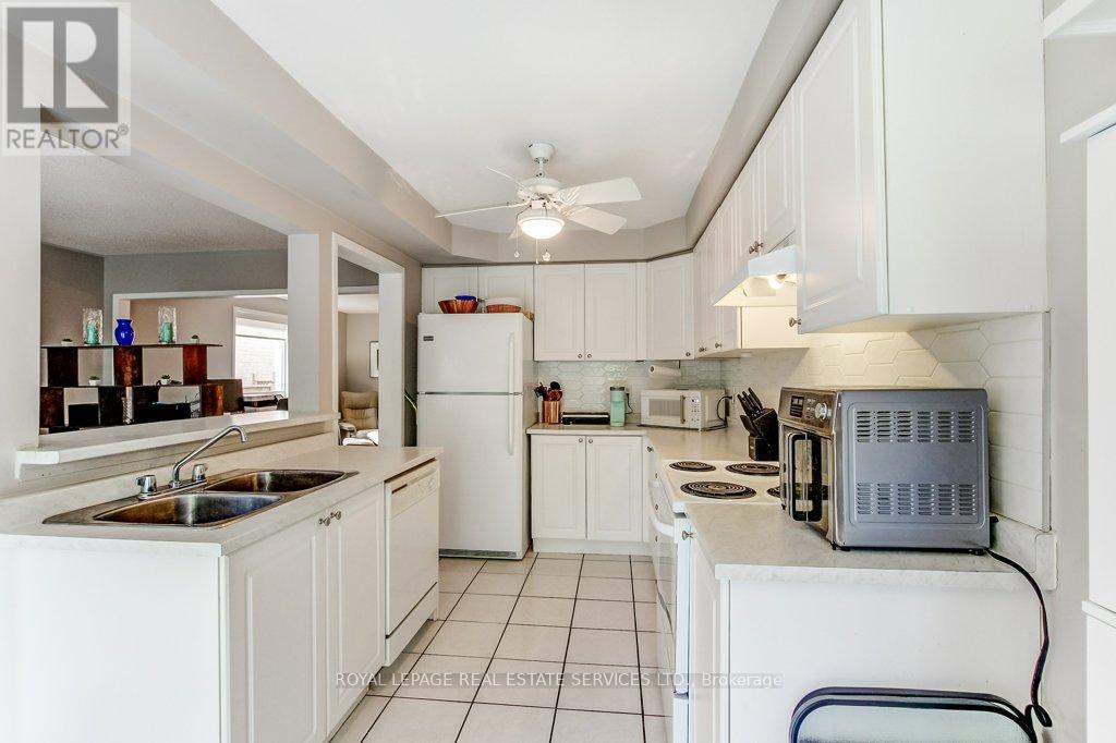 331 RAVINEVIEW WAY - 16