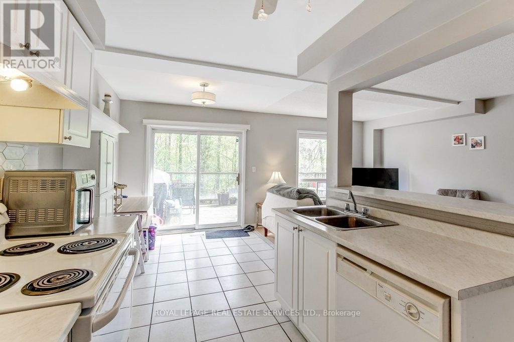 331 RAVINEVIEW WAY - 18