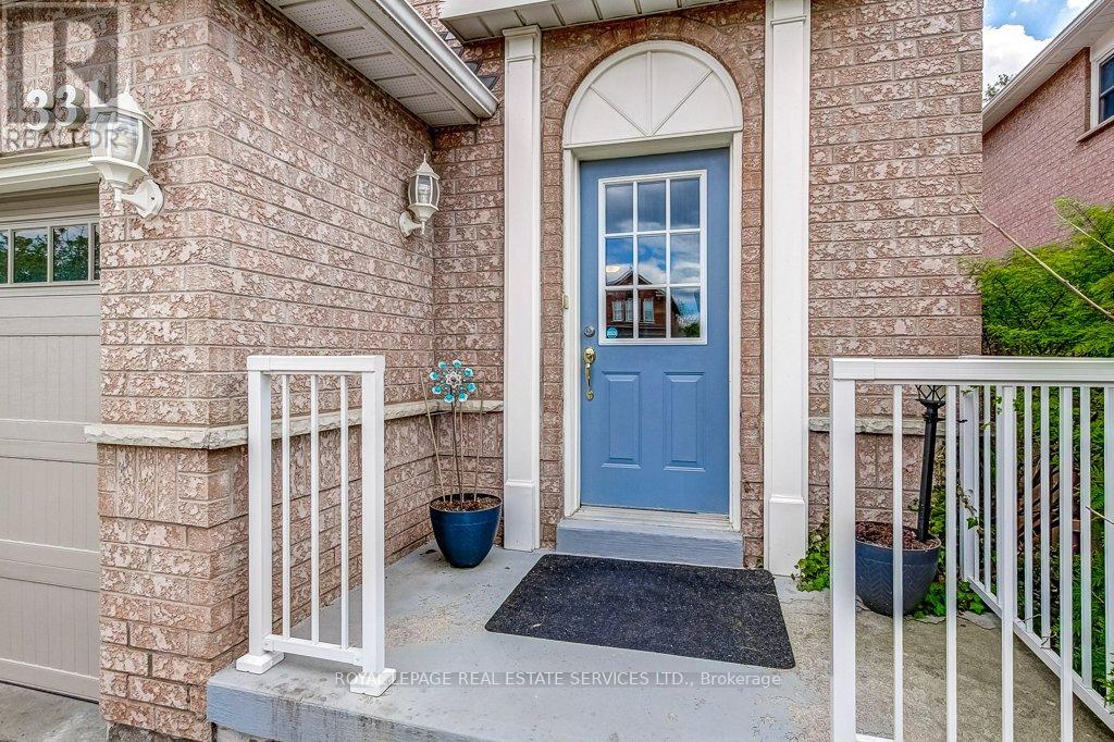 331 RAVINEVIEW WAY - 3
