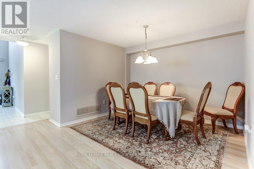 331 RAVINEVIEW WAY - 9