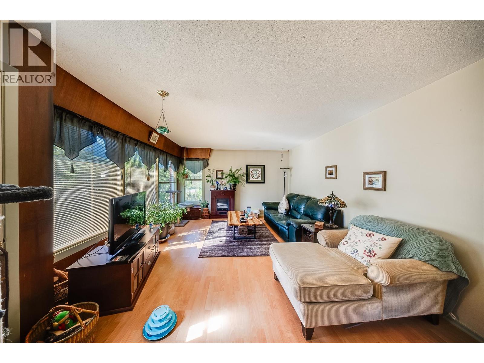 321 12Th Avenue - 7