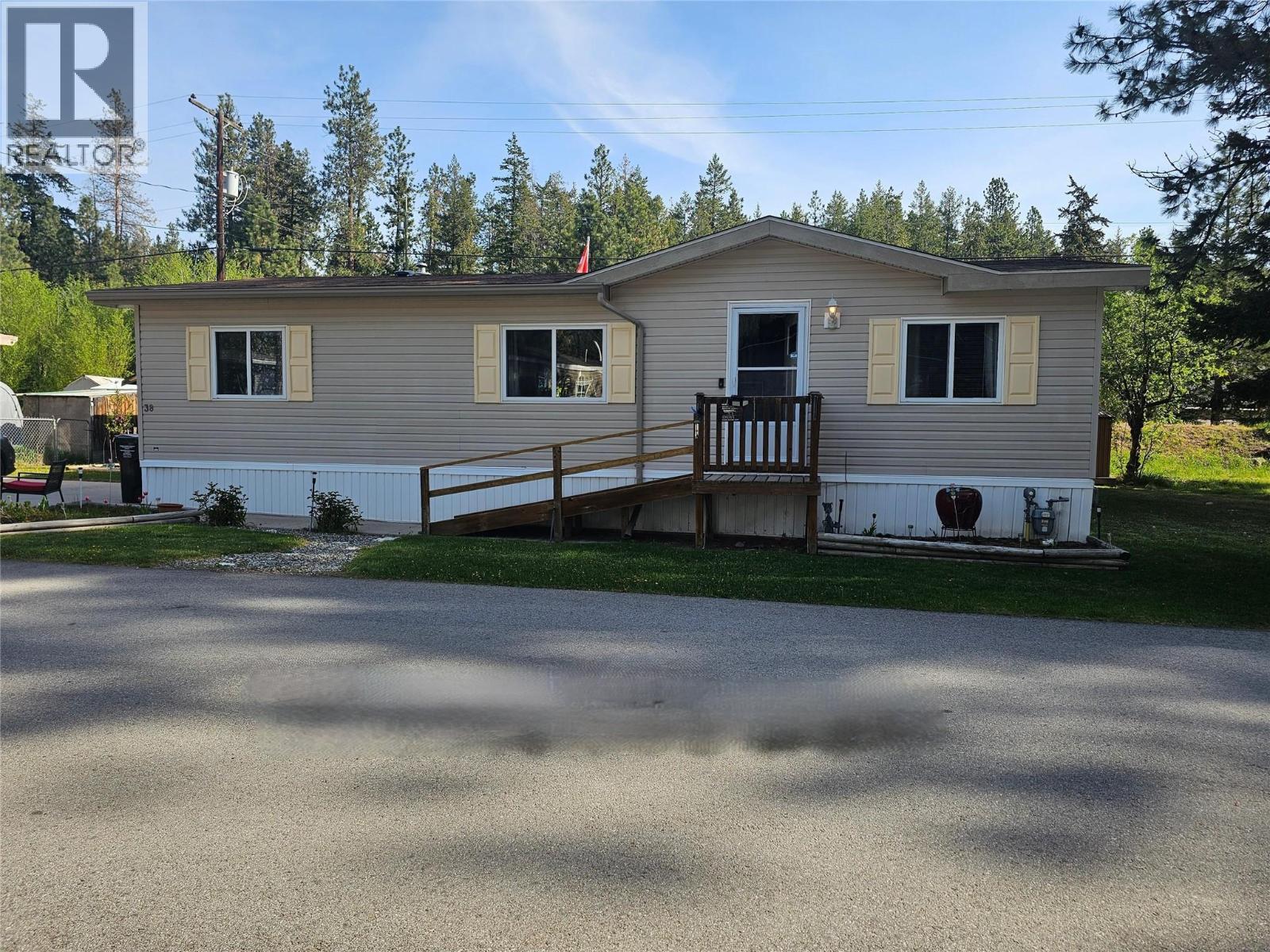 5371 Princeton Avenue Unit# 38, Peachland