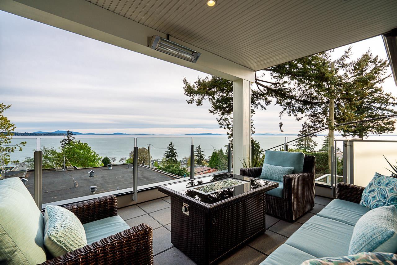 1266 EVERALL STREET, White Rock