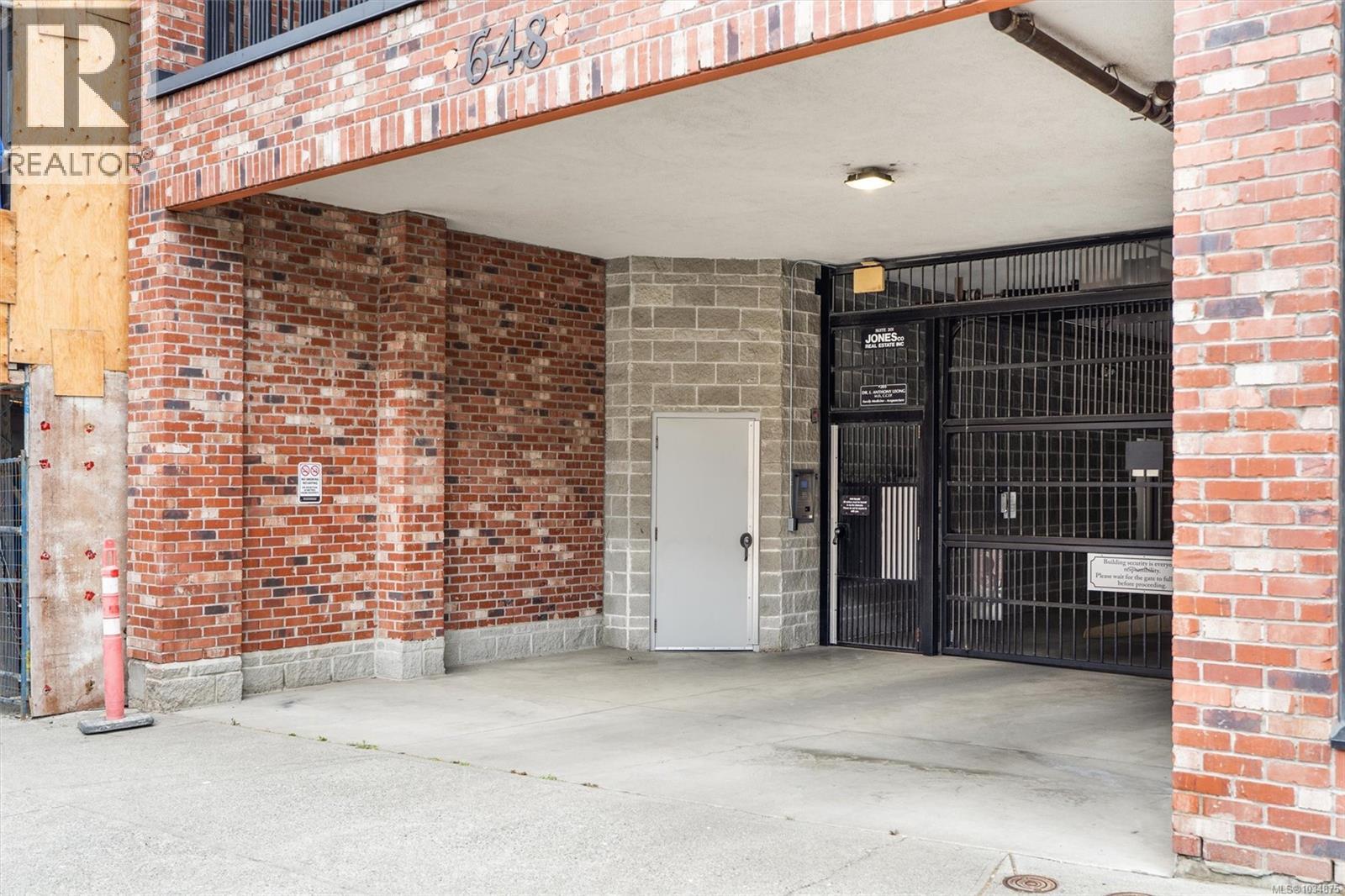 305 648 Herald Street, Victoria