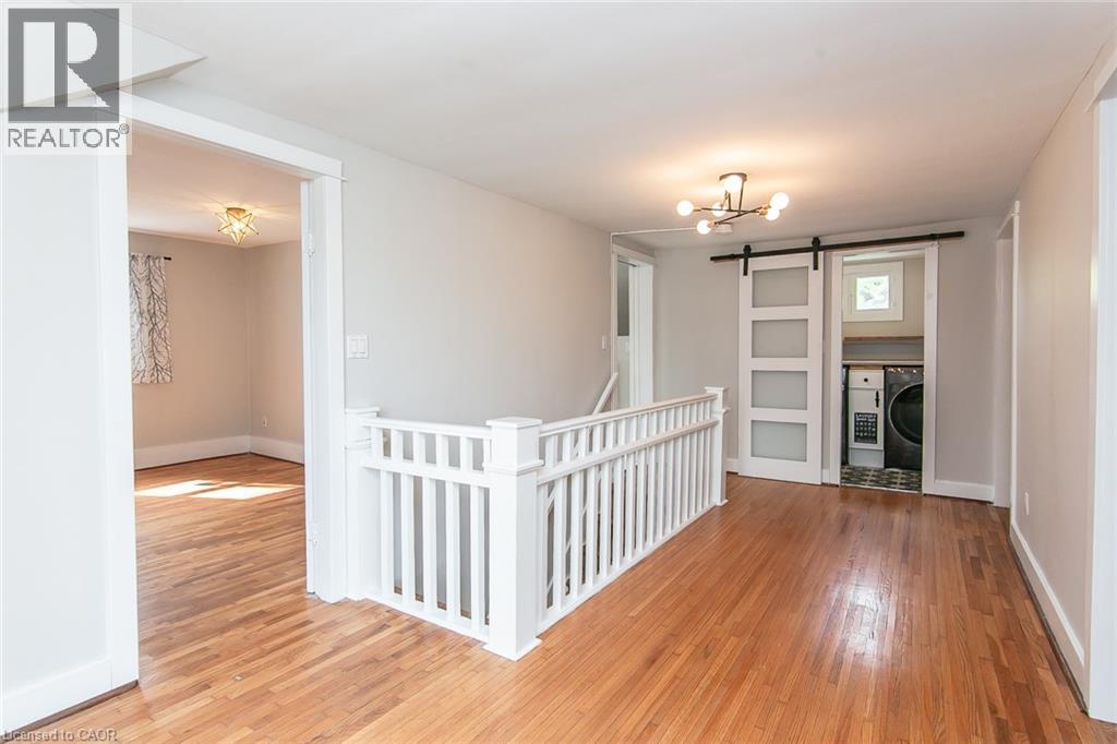 346 WELLINGTON Street - 34