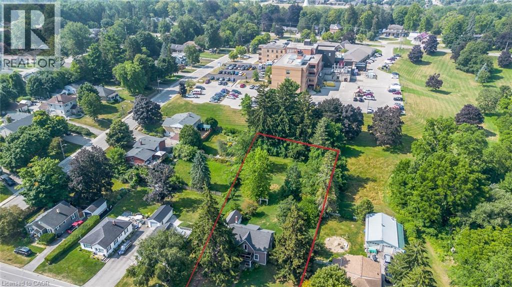 346 WELLINGTON Street - 48