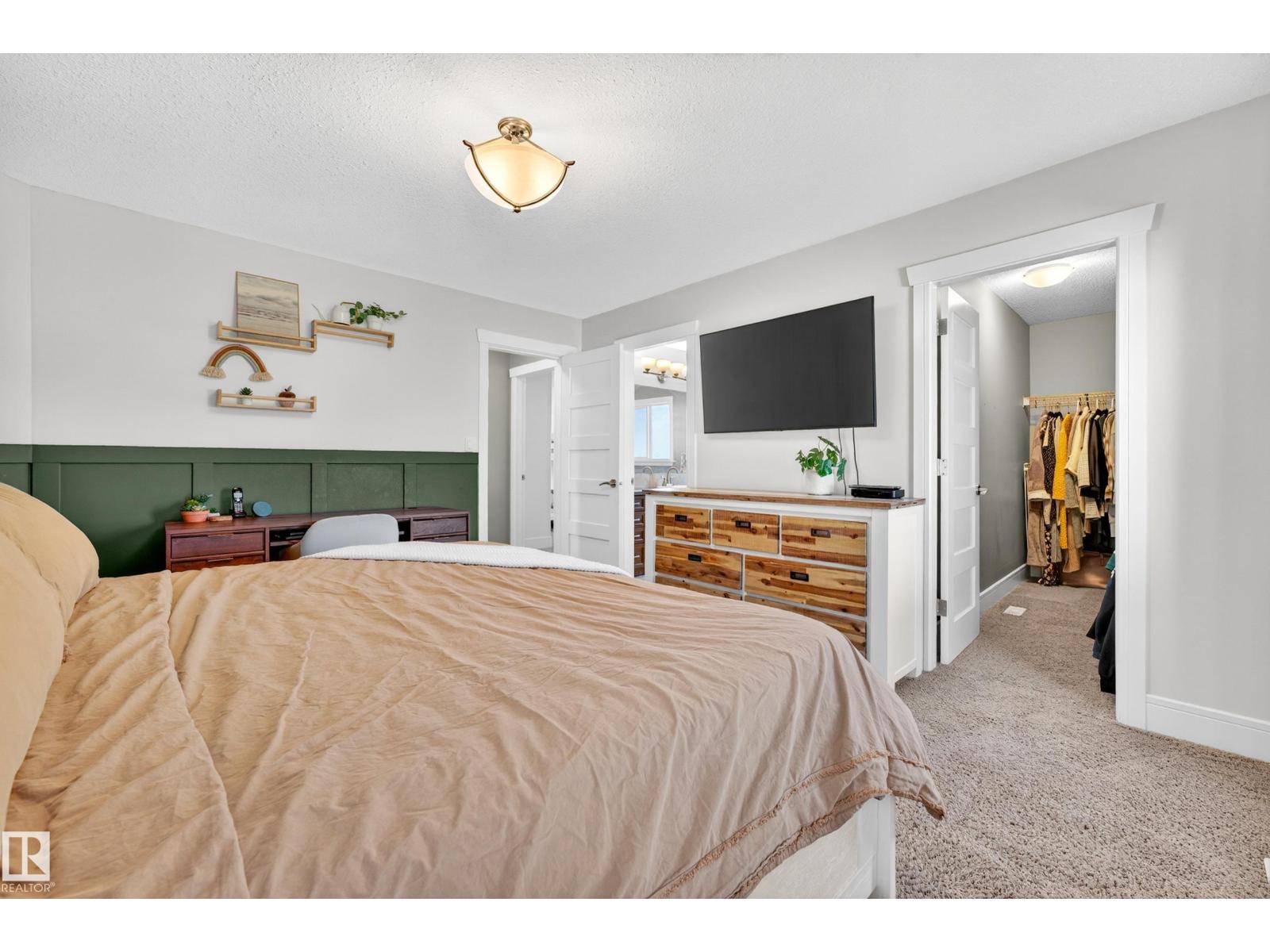 530 174A ST SW - 25