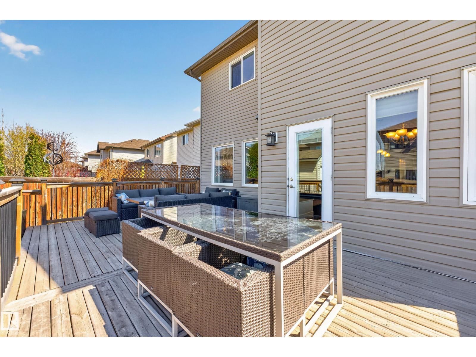530 174A ST SW - 40