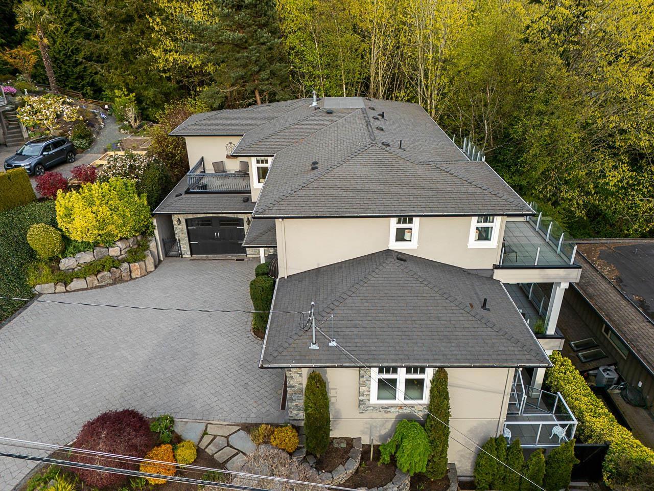 1266 EVERALL STREET, White Rock