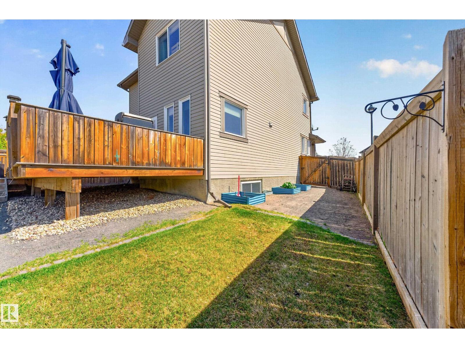 530 174A ST SW - 47