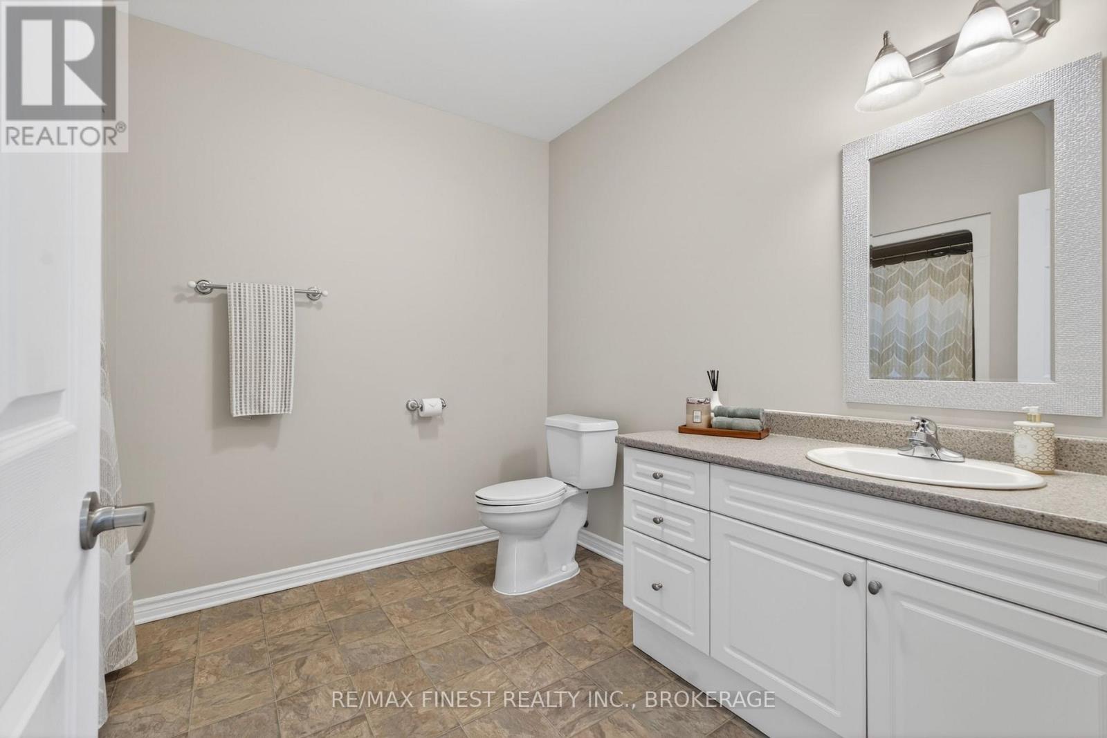 2548 SANDS ROAD - 36