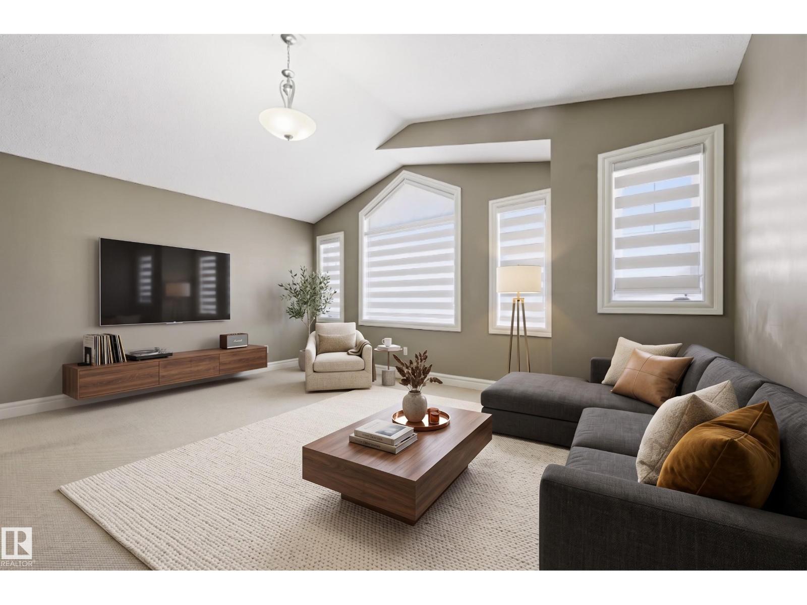 16411 43 ST NW NW, Edmonton