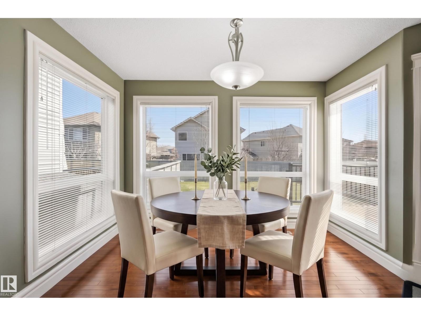 16411 43 ST NW NW, Edmonton