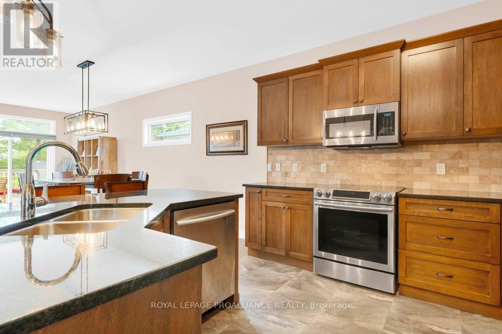 9 KIPLING DRIVE - 15