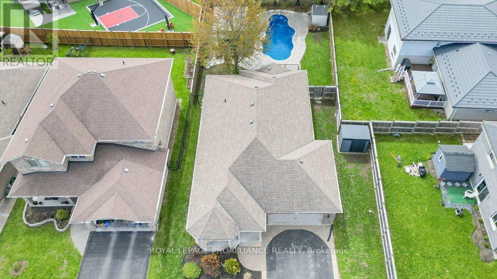 9 KIPLING DRIVE - 45