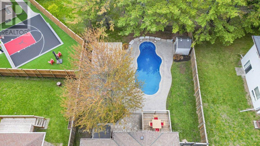 9 KIPLING DRIVE - 47