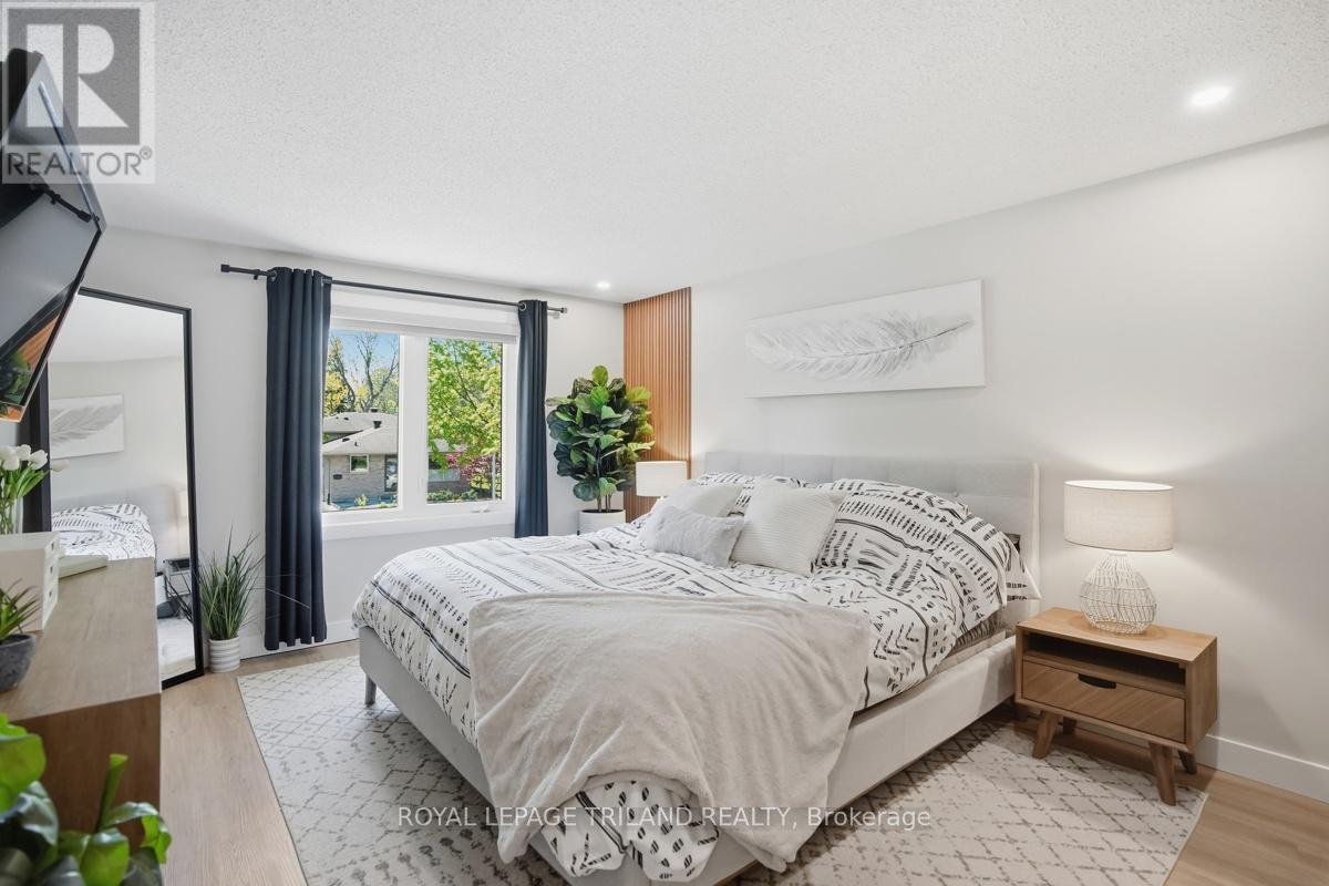 255 HIGHVIEW CRESCENT - 20