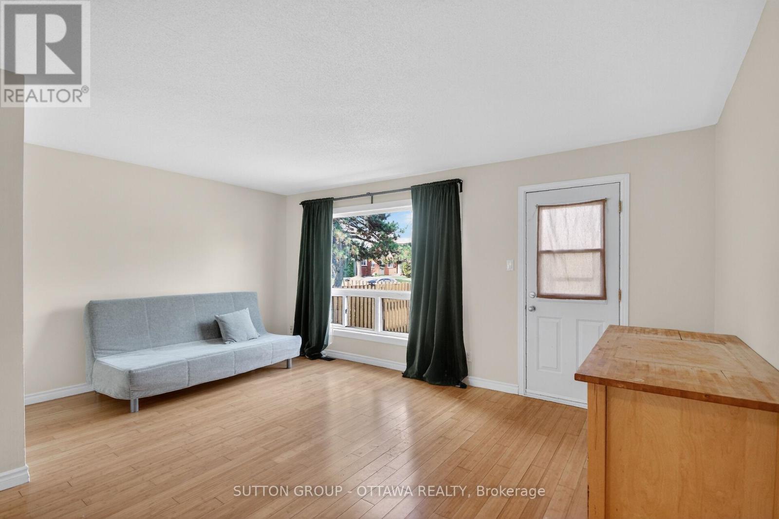 #79 35D WOODVALE GREEN - 20