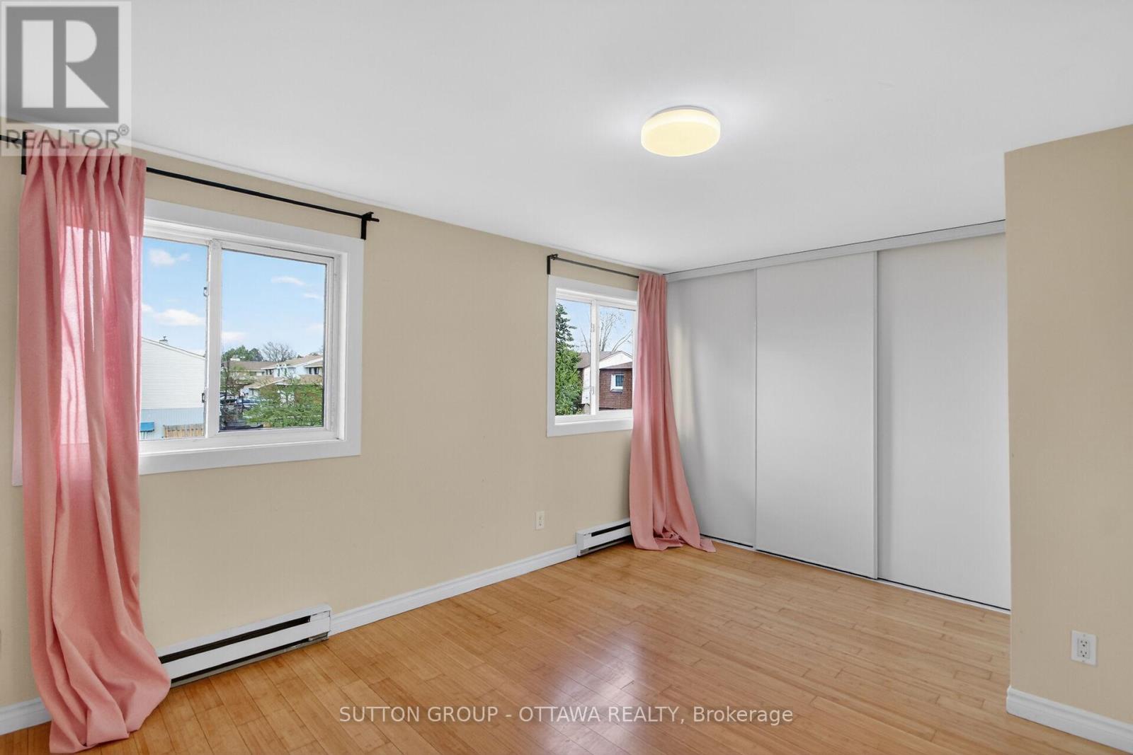 #79 35D WOODVALE GREEN - 26