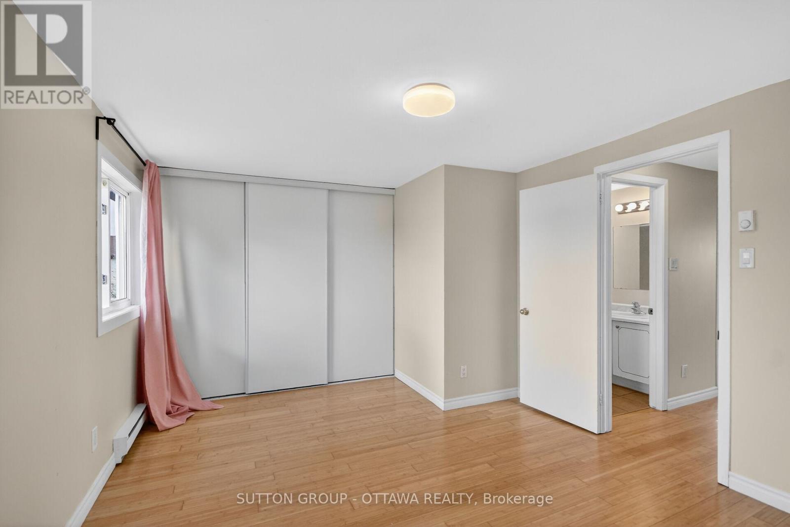 #79 35D WOODVALE GREEN - 27