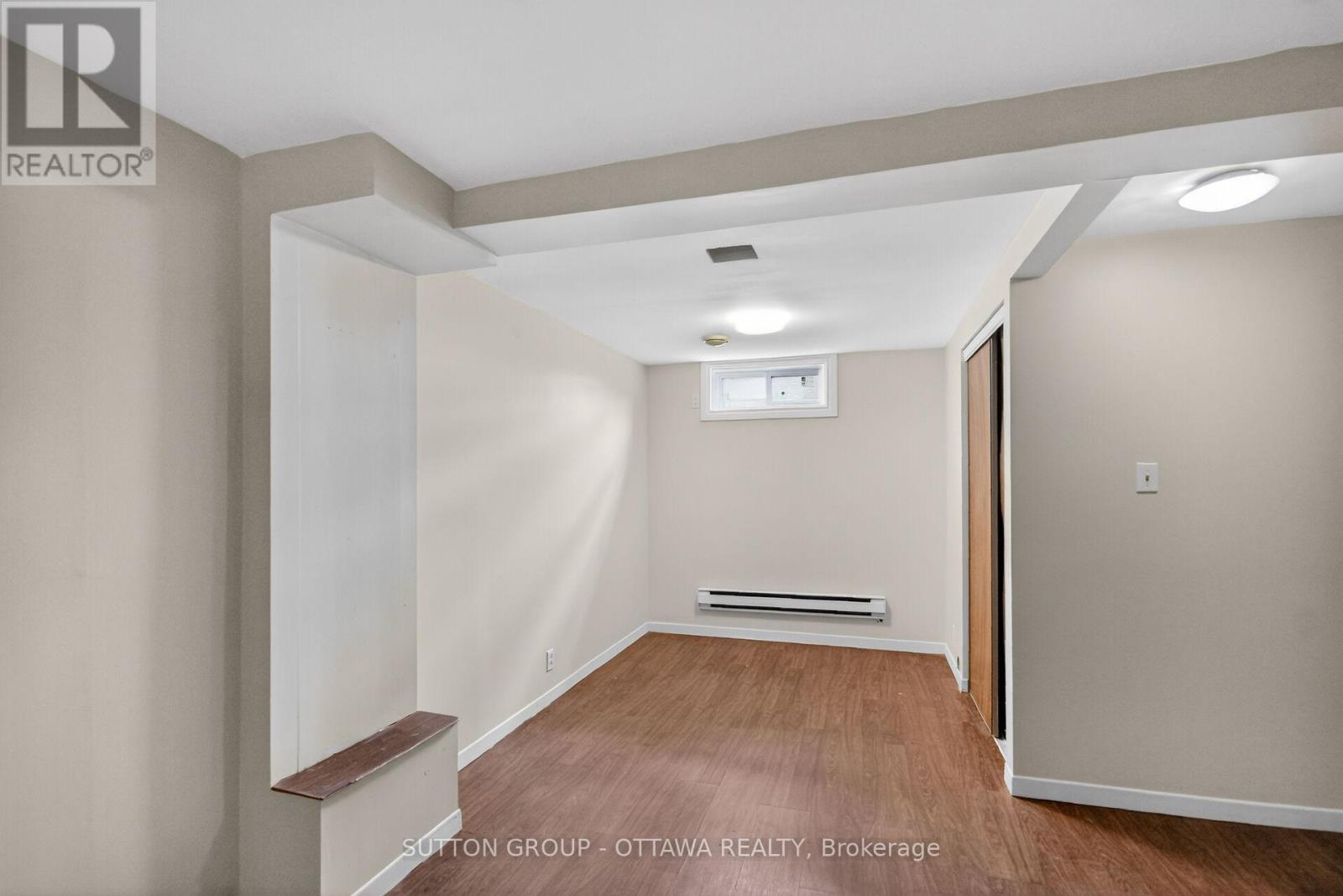 #79 35D WOODVALE GREEN - 36