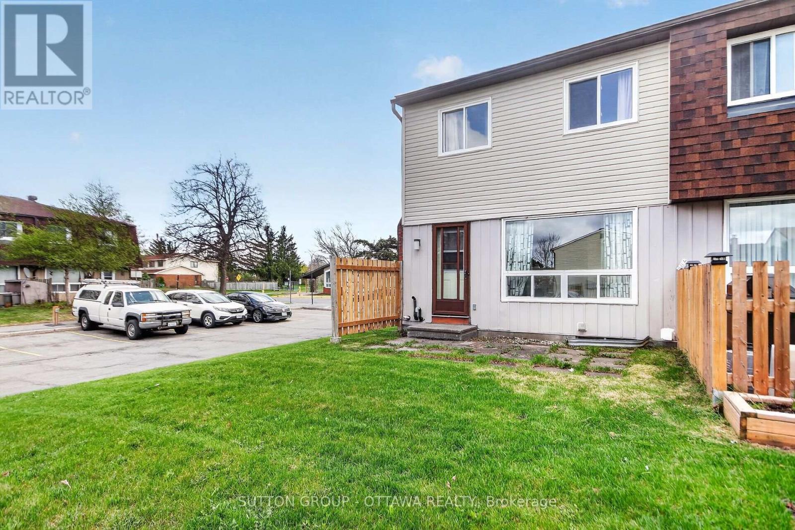 #79 35D WOODVALE GREEN - 42