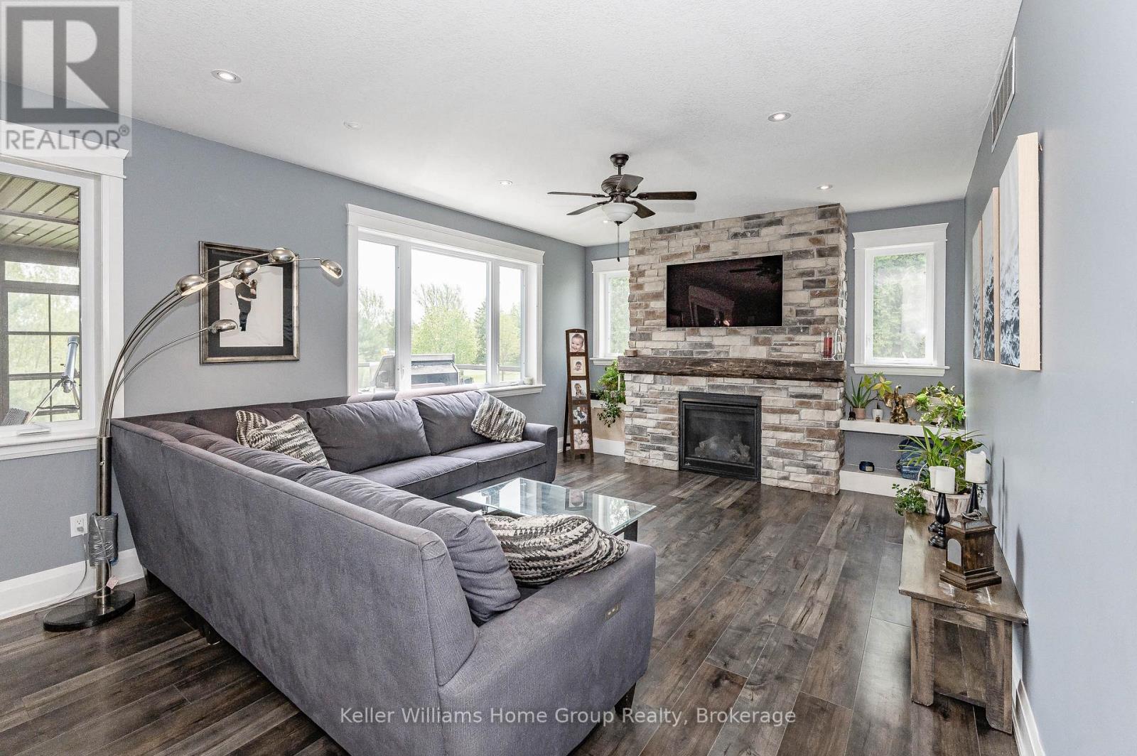 312015 HIGHWAY 6 - 6
